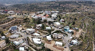 İsrail, Yahudi yerleşimcilere dört yerleşim birimine geri dönüşün yolunu açtı