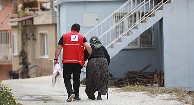 Kızılay'ın Afet Bölgelerindeki Beslenme Hizmeti ve Yardımları Aralıksız Sürüyor