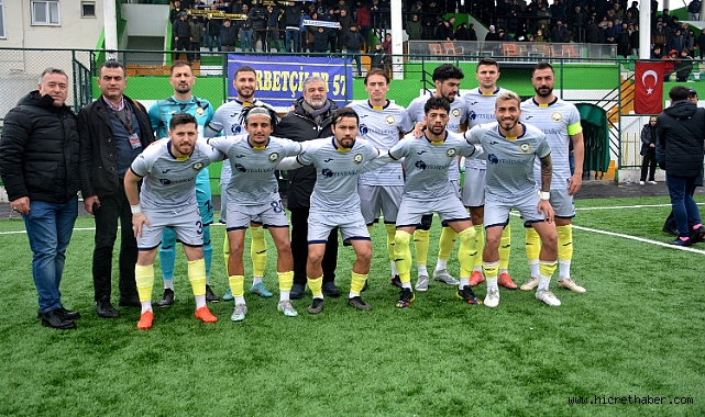 Küçükçekmece Sinopspor Liderliğini Sürdürdü: 3-1
