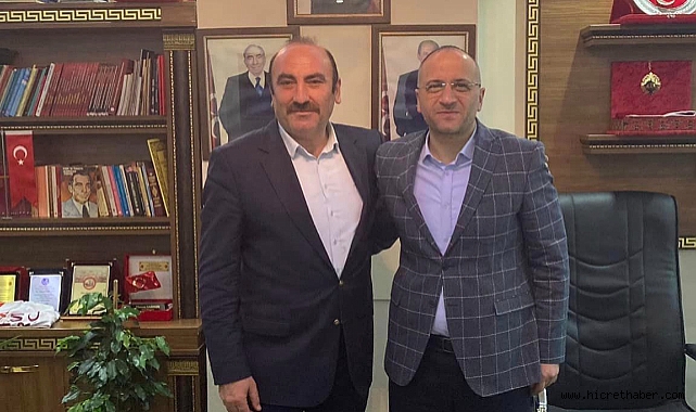 Mesut Yıldırım,Mhp Küçükçekmece İlçe Başkanı Ekrem Sarısoy'u ziyaret Etti
