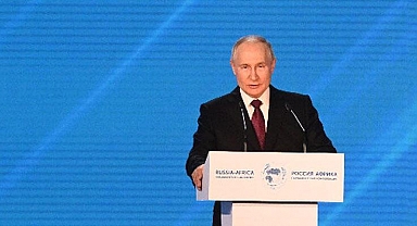 Putin'den tehlikeli sözler! Yaptırım sinyali