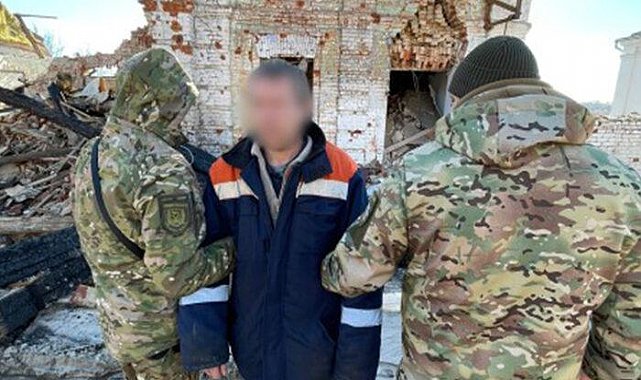 Rus askeri yakayı ele verdi! 6 aydır köyde saklanıyormuş
