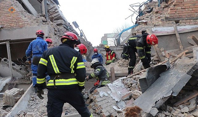Rusya Ukrayna'yı vurdu: 3 ölü 2 yaralı