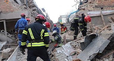 Rusya Ukrayna'yı vurdu: 3 ölü 2 yaralı