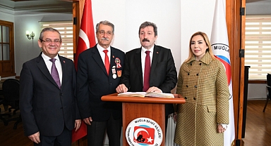 Şehit Ailelerine Muğla Valisinden Unutulmayacak Jest