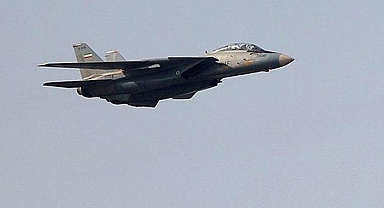 Sınırda uçuş gerçekleştiren savaş uçağı ortalığı karıştırdı: Azerbaycan'dan İran'a nota!