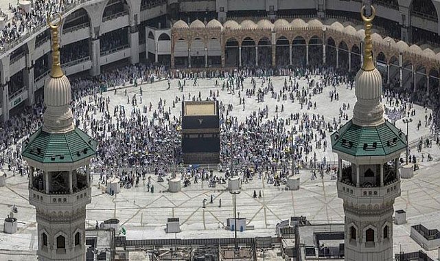 Suudi Arabistan’dan umre kısıtlaması