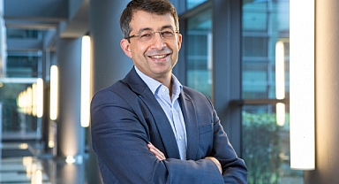 Türkiye’nin ilk dijital bankası Hayat Finans oldu