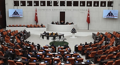 Yargıda yeni düzenlemelerle ilgili 22 madde kabul edildi... Görüşmelere bugün devam
