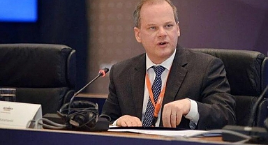 Yunanistan'da tren kazası sonrası istifa eden Kostas Karamanlis kimdir, kaç yaşında? Yunanistan'da tren kazasında 38 kişi öldü!