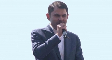 Akparti İstanbul 1'inci Bölge Milletvekili Adayı Murat Kurum, Küçükçekmece'ye müjde ile geldi