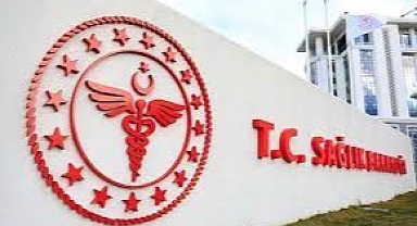 Bakan Koca 'hayırlı olsun' diyerek duyurdu: 81 bin 108 personel kadroya geçti