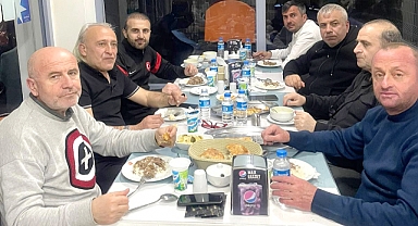 Balkanspor yönetimi futbolculara iftar verdi.