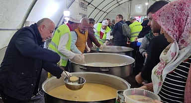 BEKSİAD’dan 80 bin depremzedeye iftar ve sahur