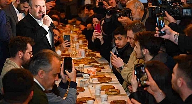 Bursalı gençler Bakan Varank'ı sahile davet etti