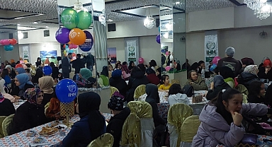 İHH Küçükçekmece Temsilcisi,İftarda Yetim ve Öksüzlerle Buluştu