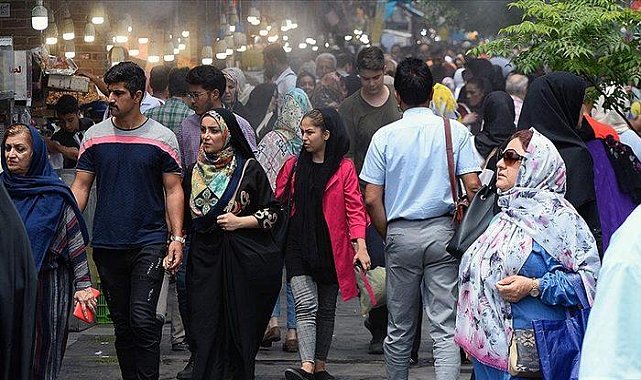 İranlı milletvekilinden başörtüsü açıklaması: Uyarıyı dikkate almayanlar yargılanacak