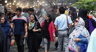 İranlı milletvekilinden başörtüsü açıklaması: Uyarıyı dikkate almayanlar yargılanacak