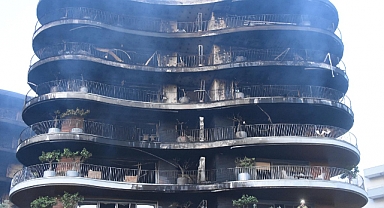 İzmir'deki yangında hasar hava aydınlanınca ortaya çıktı