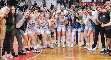 İzmitli Periler Play-Off’a zaferle başladı
