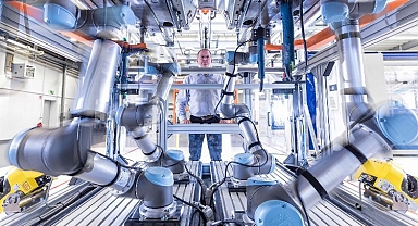 Otomotivde 'cobot'lar avantaj sağlıyor