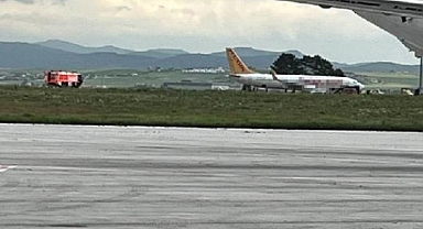 Ankara Esenboğa Havalimanı'nda hareketli anlar! Yolcu uçağında bomba araması yapıldı