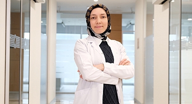 Aşırı vakalarda ‘serbest diş eti grefti’ tedavisi uygulanır