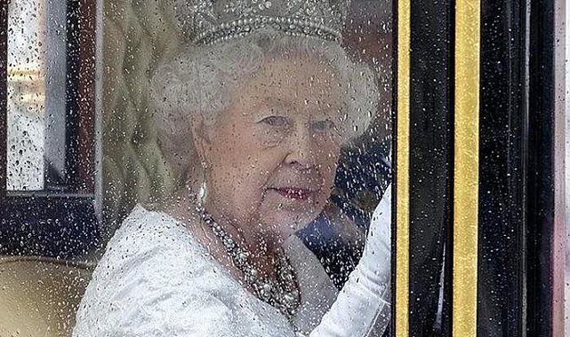 FBI duyurdu! 1983 yılında Kraliçe Elizabeth’e yönelik suikast planları yapılmış...