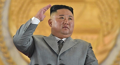 Kuzey Kore lideri Kim'den, Putin'e Zafer Günü tebriği
