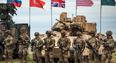 Pentagon'dan Türk bayraklı paylaşım!