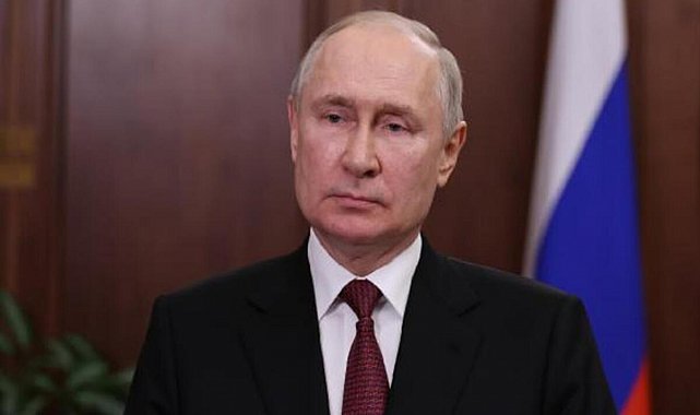 Putin, Azerbaycan Bağımsızlık Günü'nü kutladı