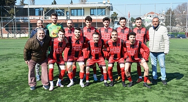 Şenlikköy Gençlerbirliği Spor deplasmanda puan almasını bildi.