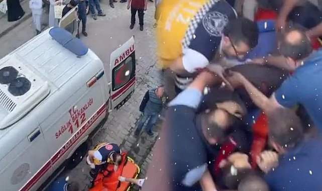 Sultangazi'de husumetli dehşeti! Evinden çıktığı gibi silahlı saldırıya uğradı...