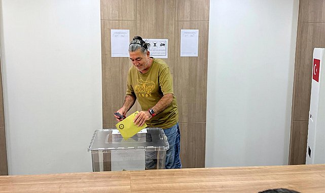 Tayland'daki Türk seçmenler 2. tur seçimleri için sandık başında