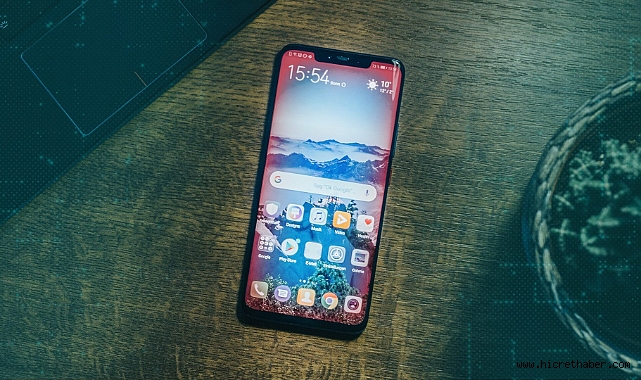 yasal Android uygulaması iRecorder Ses ve görüntü kaydedip siber suçlulara gönderiyor