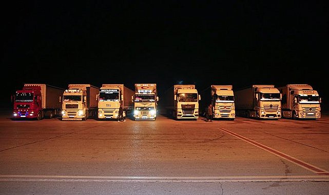 Yurt dışı oyları Ankara’da! Uçaklardan indi, tırlarla taşındı! İşte o anlar…