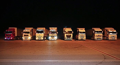 Yurt dışı oyları Ankara’da! Uçaklardan indi, tırlarla taşındı! İşte o anlar…