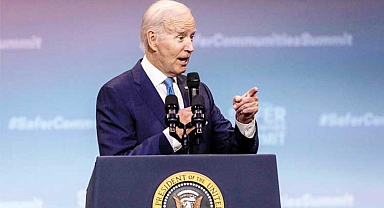 Biden sahnede Kraliçe’yi mi gördü