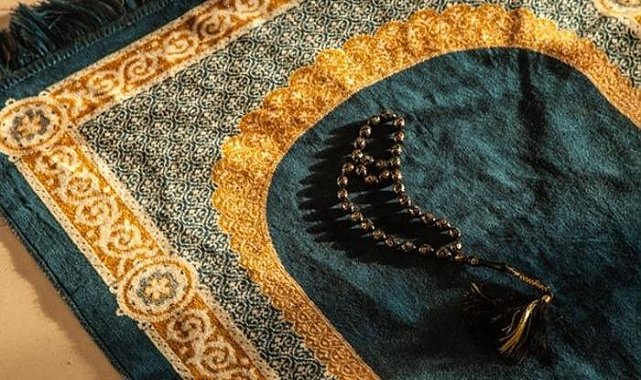 Cuma namazı nasıl kılınır, kaç rekat?