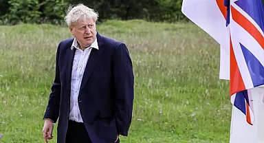 Eski İngiltere Başbakanı Boris Johnson, kritik rapor öncesi milletvekilliğinden istifa etti