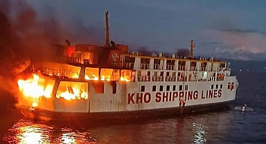 Filipinler'de 120 yolcunun bulunduğu feribotta yangın