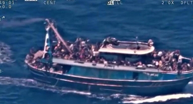 Göçmen gemisinin batmadan önce... Görüntüler ortaya çıktı