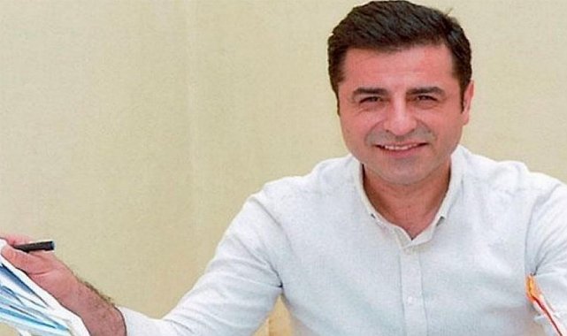 HDP Eş Genel eski başkanı Selahattin Demirtaş, aktif siyaseti bıraktı!