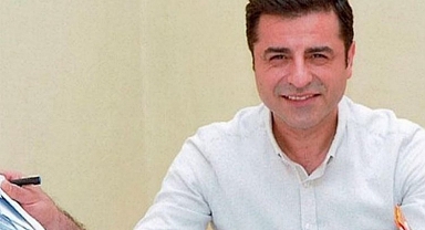 HDP Eş Genel eski başkanı Selahattin Demirtaş, aktif siyaseti bıraktı!