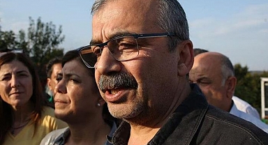HDP ilk toplantısını yaptı! Meclis Başkanvekili Sırrı Süreyya Önder oldu