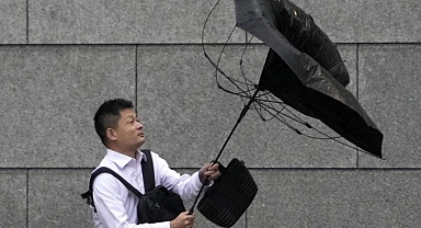 Japonya’daki Mawar Tayfunu'nda 1 kişi hayatını kaybetti