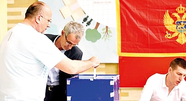 Karadağ’da referandum gibi seçim! AB yanlıları sandıktan güçlü çıktı