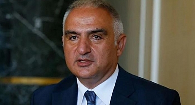 KÜLTÜR VE TURİZM BAKANI MEHMET NURİ ERSOY KİMDİR?