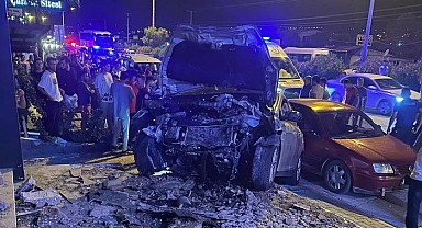 Mersin'de korkunç kaza! 2 kişi hayatını kaybetti, biri bebek 4 yaralı