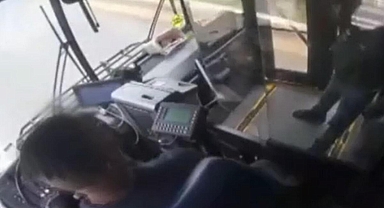 Otobüs şoförü silahlı yolcuya kurşun yağdırdı